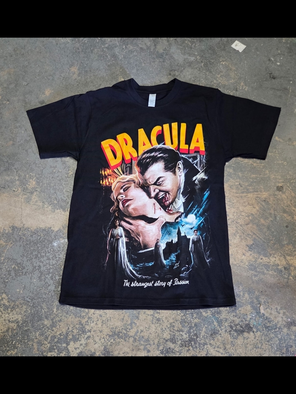 Dracula Graphic Tee - Black Classic Horror Shirt